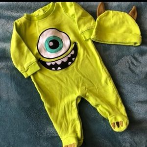 Monster inc sleeper 0-3 months